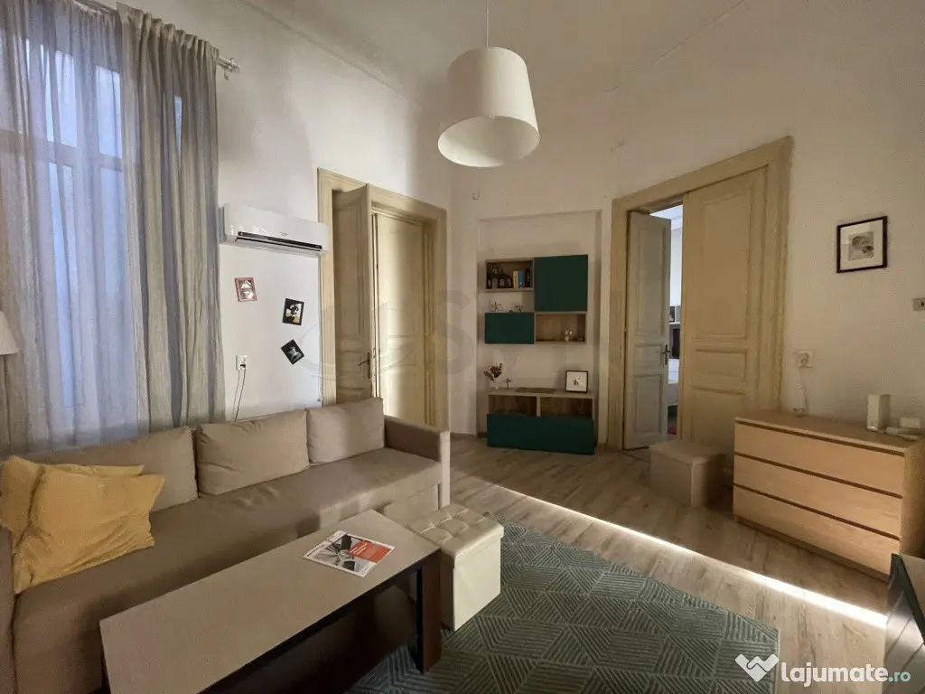 5 Camere Sfintii Voievozi Vila Interbelica Superba