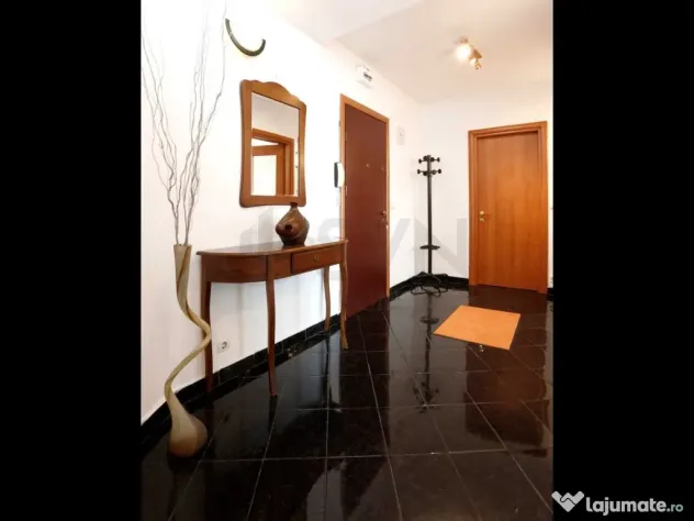 Apartament 3 Camere de Inchiriat Piata Victoriei
