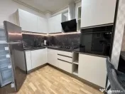 2 Camere l Bloc nou l Metrou 