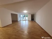 Spatiu Comercial In Vila I 10 Camere I Dacia I Grivita 