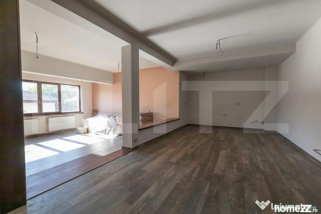 ???? Proprietate Premium - 2 Case, Lac Privat & Teren de Spo