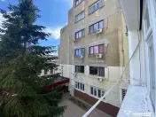 Cladire de birouri Armeneasca de vanzare 