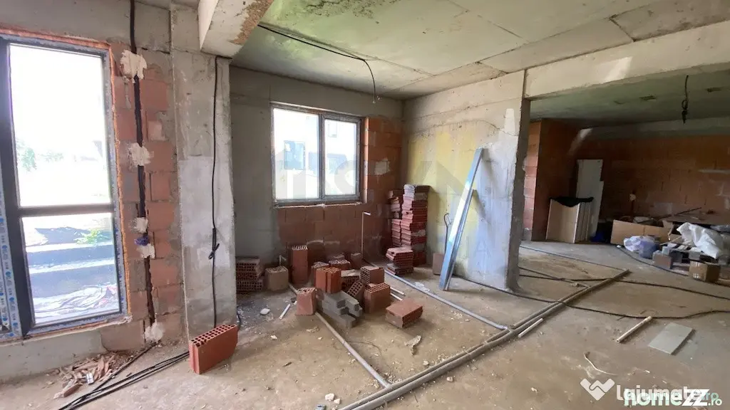 Spatiu comercial la rosu - Ilie Petre-Chiajna