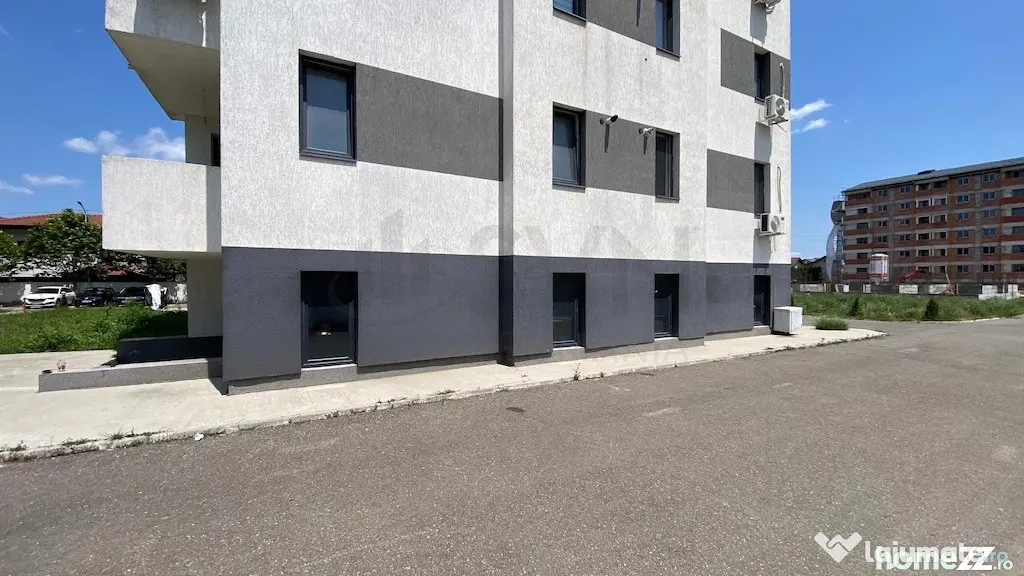 Spatiu comercial la rosu - Ilie Petre-Chiajna