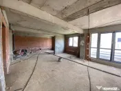 Spatiu comercial la rosu - Ilie Petre-Chiajna 