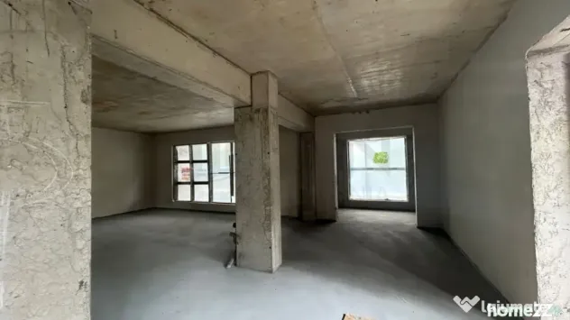 Spartiu comercial birouri Iancu Nicolae stradal bloc nou