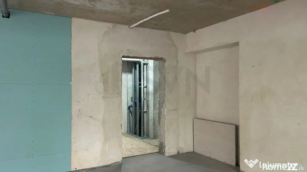 Spartiu comercial birouri Iancu Nicolae stradal bloc nou