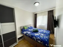 Apartament 3 camere-renovat-Podu Ros-etaj intermediar