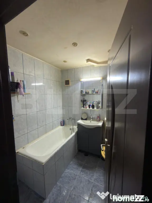 Apartament cu 3 camere decomandate, 64mp, 2 bai, depozitare,
