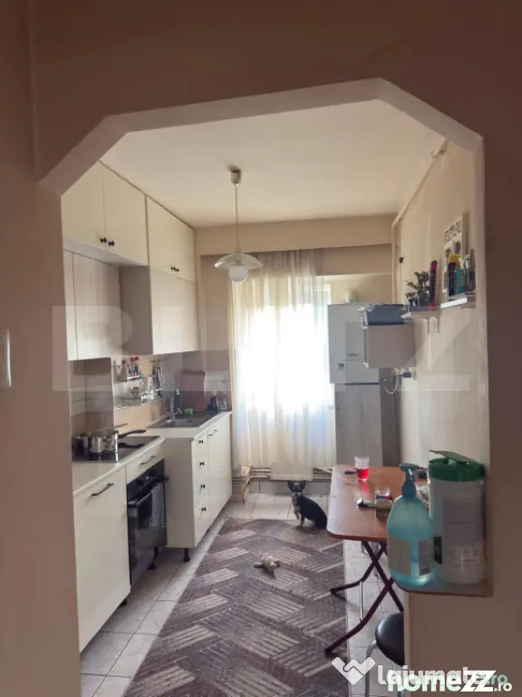 Apartament cu 3 camere decomandate, 64mp, 2 bai, depozitare,