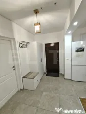 Apartament 3 camere, la 2 min de bus, liceu și grădiniță 