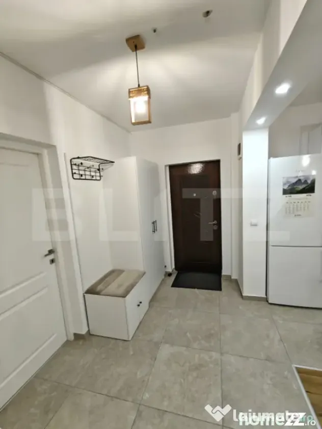 Apartament 3 camere, la 2 min de bus, liceu și grădiniță