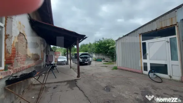 Spațiu comercial cu vad excelent și parcare, zona Semicent