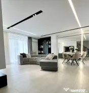 Penthouse de 103 mp utili, 4 camere, 2 terase de 60 mp, 2 pa 