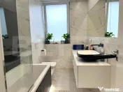 Penthouse de 103 mp utili, 4 camere, 2 terase de 60 mp, 2 pa 