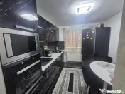 Etaj 1. Apartament 3 camere confort 2, zona Hipodrom. 