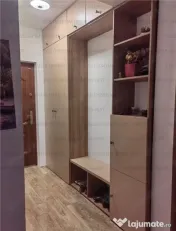 Apartament 2 camere, decomandat - zona Tractorul 