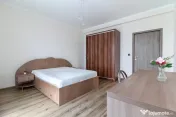 Casa LA CHEIE cu 5 camere si 4 bai, Buna Ziua, 200 mp, aproa 