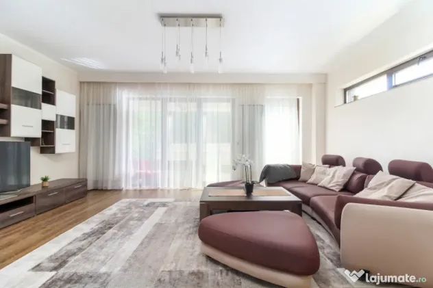 Casa LA CHEIE cu 5 camere si 4 bai, Buna Ziua, 200 mp, aproa