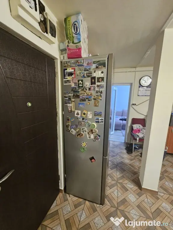 Apartament 2 camere decomandat ,renovat,87000 Euro