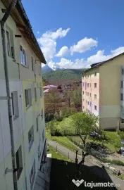 Apartament cu 2 camere de vanzare in Azuga 
