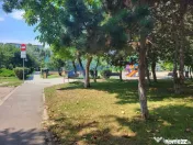 Apartament 3 camere la parter - Faleza nord 