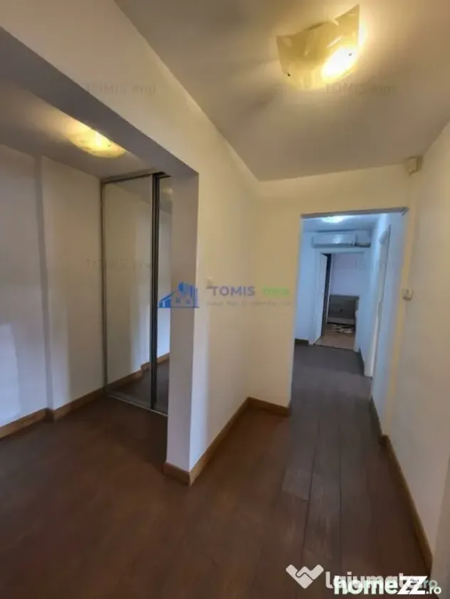 Apartament 3 camere la parter - Faleza nord