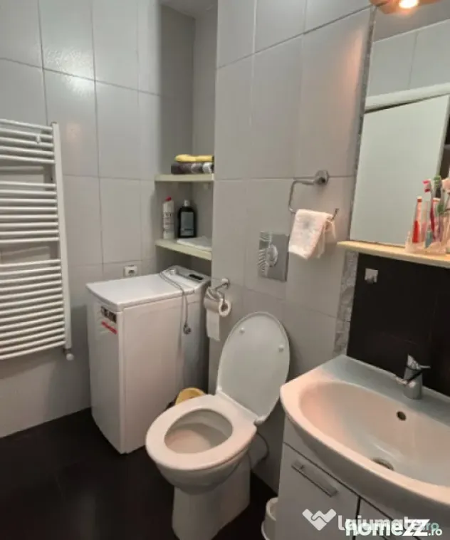 Apartament 3 camere la parter - Faleza nord