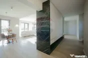 De vânzare Vilă cu 8 camere în Sânmartin, 290 mp util...