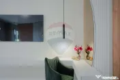 De vânzare Vilă cu 8 camere în Sânmartin, 290 mp util... 