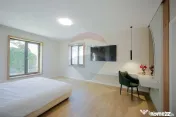 De vânzare Vilă cu 8 camere în Sânmartin, 290 mp util... 