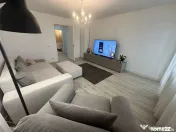 DECEBAL-ALBA IULIA, 3 CAMERE LUX!