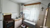 Apartament cu 4 camere de vânzare în zona Maratei