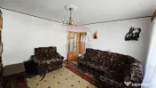 Apartament cu 4 camere de vânzare în zona Maratei 