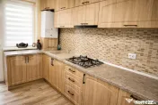 Apartament cu scară interioară | 3 camere & 2 bai | Decoma 