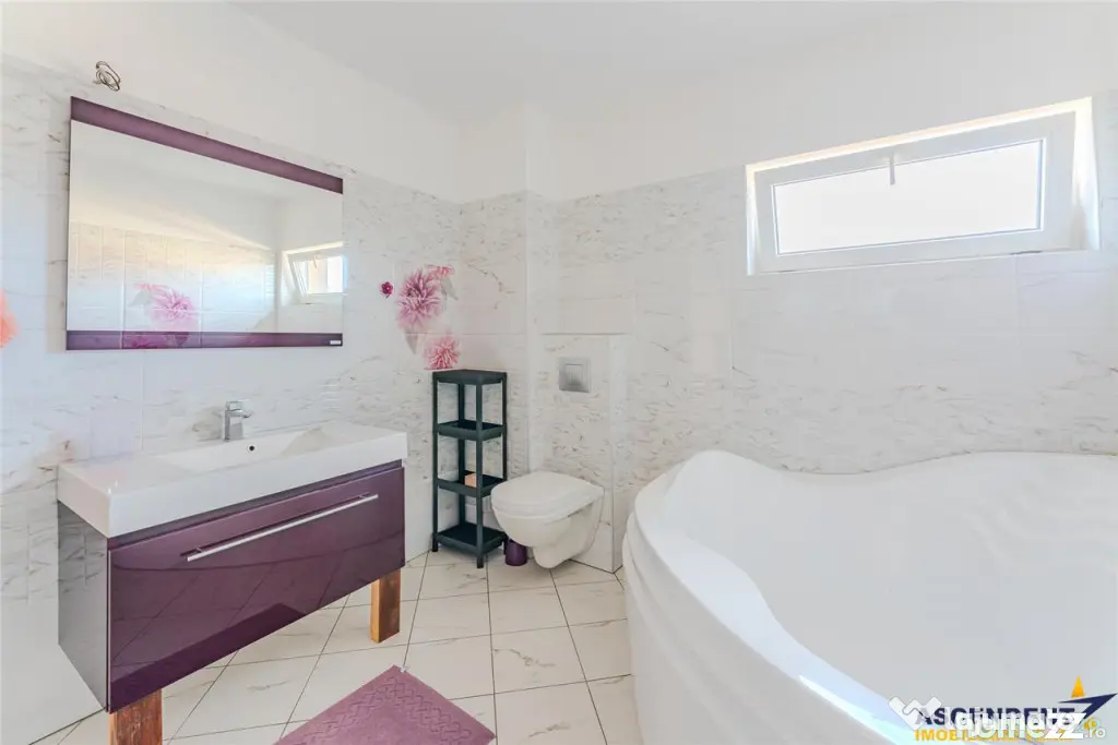Vila solida Tractorul Coresi, spatii ample, teren 700 mp, ga