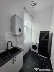 Casa din caramida cu 2 camere, 42.40 mp, zona Piata Centrala 