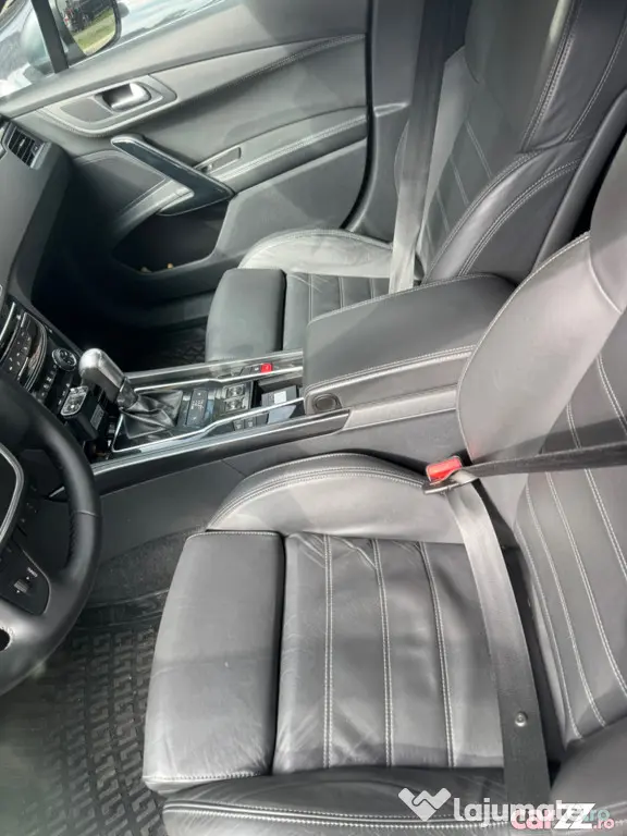 Peugeot 508 din anul 2015