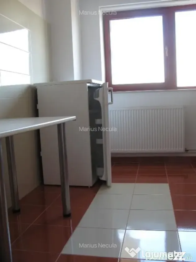 Eroii revolutiei vila tip bloc etaj 2