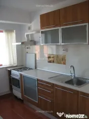Eroii revolutiei vila tip bloc etaj 2 