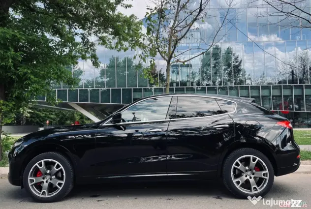 Maseratti Levante Q4 350CP,55000km,TVA deduct.,full,fara accident,stare perfecta