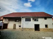 Casa ultracentral in Saliste cu un teren generos de 1757 mp 