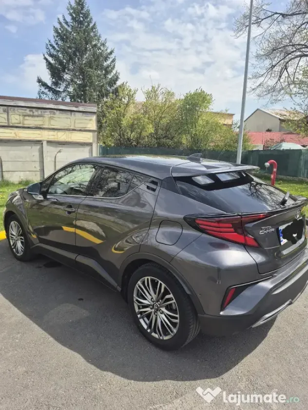 Toyota C-HR Hybrid/Toyota Relax