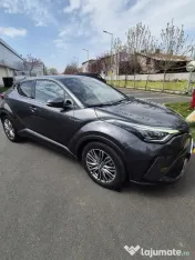 Toyota C-HR Hybrid/Toyota Relax 
