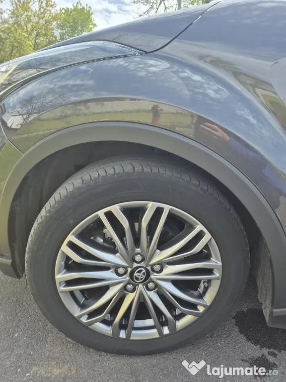 Toyota C-HR Hybrid/Toyota Relax