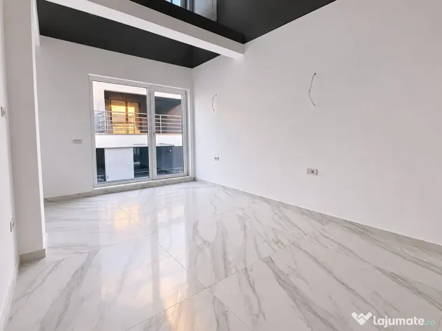Apartament 3 camere | Vedere spre mare | 50m de plajă | Pa