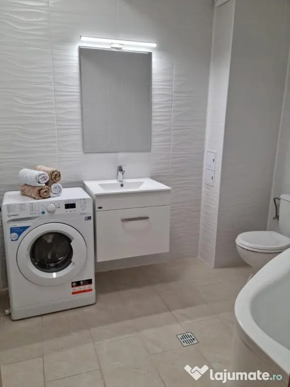 Proprietar inchiriez apartament 2 camere, bloc nou, zona Pallady