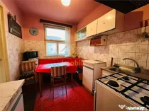 APARTAMENT 3 CAMERE, ETAJ 3, DECOMANDAT, ZONA ROGERIUS, STR