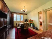 APARTAMENT 3 CAMERE, ETAJ 3, DECOMANDAT, ZONA ROGERIUS, STR 