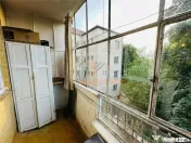 APARTAMENT 3 CAMERE, ETAJ 3, DECOMANDAT, ZONA ROGERIUS, STR 
